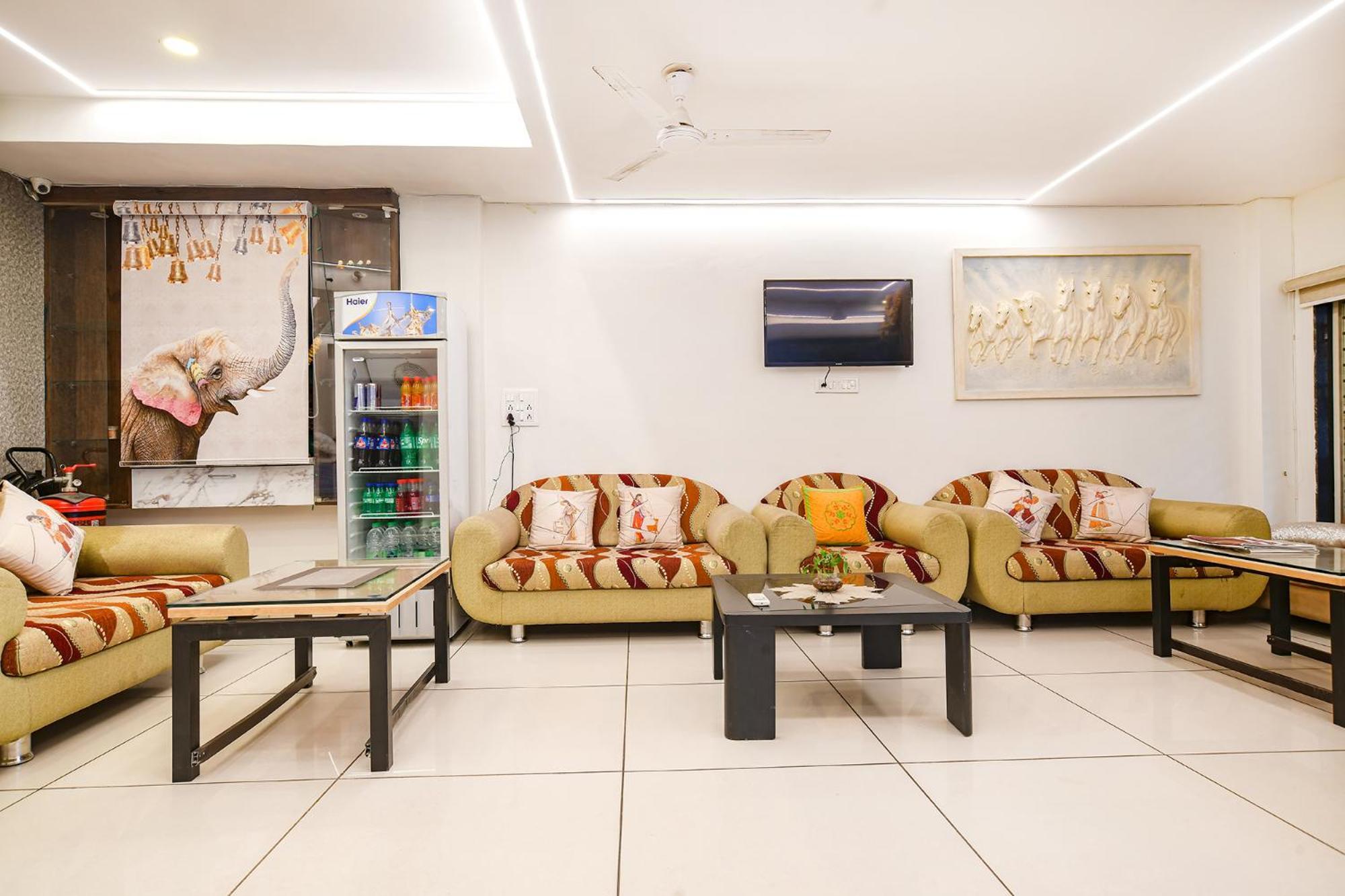 Fabhotel Shree Ram Palace Індаур Екстер'єр фото